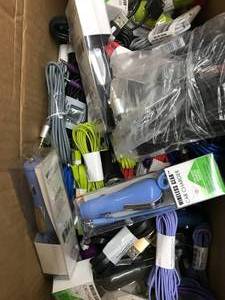 lot 40 image: ASSORTED PHONE CHARGER CORDS