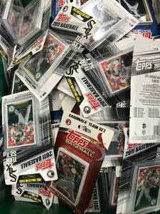 lot 83 image: 2011 BASEBALL CARDS