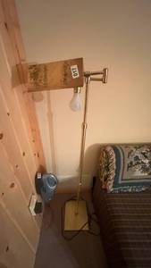 lot 17 image: Vintage Brass Floor Lamp with Adjustable Shade