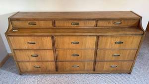 lot 26 image: Mid-Century Oak Dresser with 12 Drawers and Brass Handles