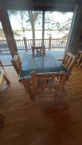 lot 95 image: Rustic Log Dining Table with 6 Matching Chairs