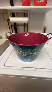 lot 140 image: Colorful Beach Party Metal Bucket