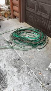 lot 179 image: Heavy Duty Garden Hose with Spray Nozzle - 50ft