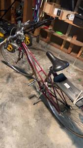 lot 187 image: Used Red Road Bike with Digital Speedometer