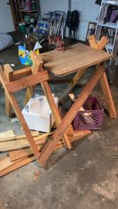 lot 245 image: Sturdy Wooden Workbench with Adjustable Height