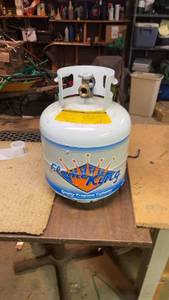 lot 246 image: Flame King 20 lb Propane Cylinder Tank with Valve