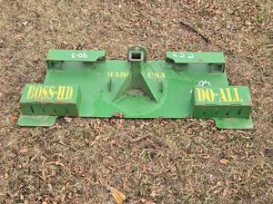 lot 9 image: Heavy-Duty Boss-HD Do-All Attachment for John Deere Tractor