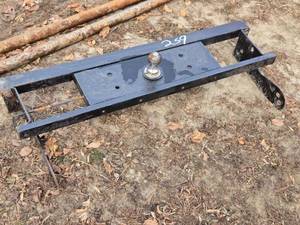 lot 13 image: Heavy-Duty Trailer Hitch 2-inch Ball Mount off of a 2015-2019 Chevy 2500