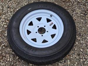 lot 60 image: New 15-Inch Trailer Tire & Rim - ST20575D15