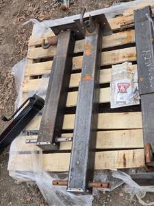 lot 94 image: New - One Heavy Duty Steel Trailer Jack (Middle Jack)