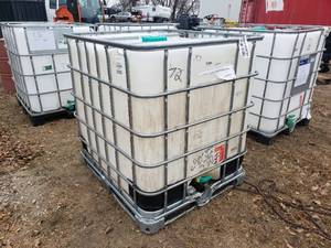 lot 111 image: Empty Bulk 250 Gallon IBC Tote