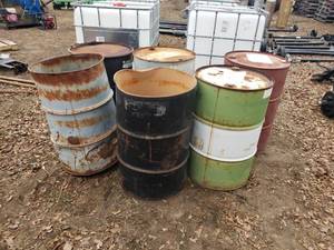 lot 116 image: Set of 5 Used Oil Drums - Various Colors and Conditions