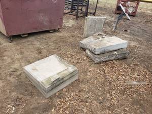 lot 119 image: Lot of 4 Square Pavers 25x25