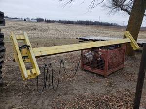 lot 122 image: Coffing 4,000 lb Capacity Beam with 2 Ton Hoist and Roller System