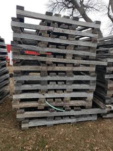 lot 126 image: Stack of Used Heavy Duty Oak Pallets - 70x72