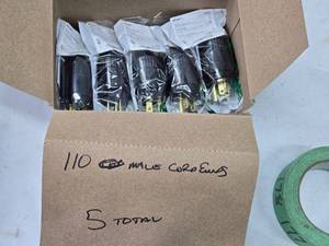 lot 176 image: Set of 5 New Bryant 2-Pole 3-Wire Grounding Plugs, 15A 125V
