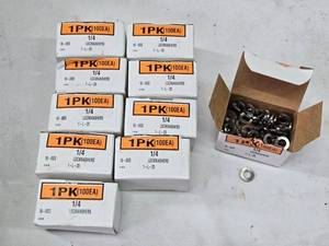 lot 178 image: Lot of 14 Stainless Steel Lock Washers - Set of 10 Packs of 100