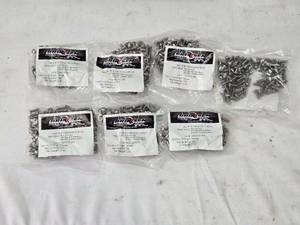 lot 189 image: Lot of Approx. 700 Stainless Steel Button Head Screws - Socket Screw M4x12 (12 mm Length) - 7 Bags of 100