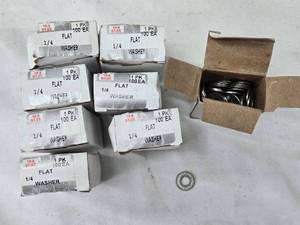 lot 205 image: Lot of 8 Boxes of 14 Stainless Steel Flat Washers - 100 Count Each