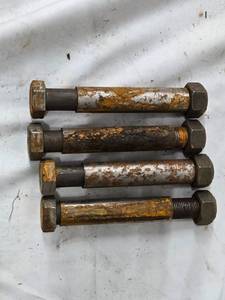 lot 266 image: Set of 4 Trailer Axle Spring Shackle Bolts with Lock Nuts (58 x 4-12)