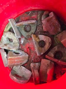 lot 272 image: Set of 14 Used Rim Clamps