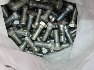 lot 291 image: Lot of Approximately 100 Grade 8 Bolts - 78 x 2.5