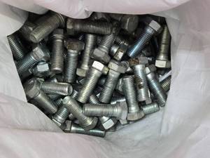 lot 292 image: Lot of Approximately 100 Grade 8 Bolts - 78 x 2.5
