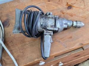 lot 295 image: Hitec Electric Drill Model 4586