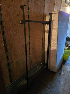 lot 323 image: Metal Bed Frame Support for Twin Mattress