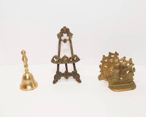 lot 13 image: Brass Lot