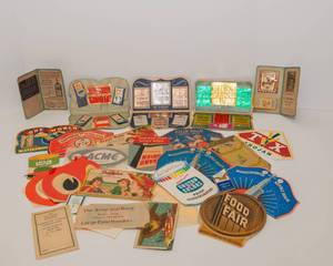 lot 85 image: Vintage SewingNeedle Advertising Book Cases