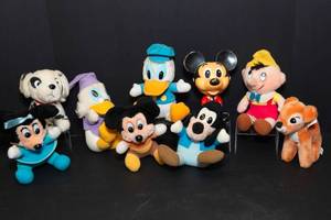 lot 104 image: Vintage Disney Toys