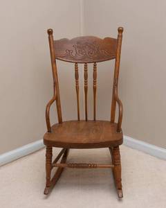 lot 108 image: Small Childrens Rocking Chair