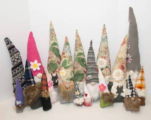 lot 141 image: Handmade Gnomes Lot #5