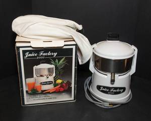 lot 150 image: Juice Factory 2000 Juicer