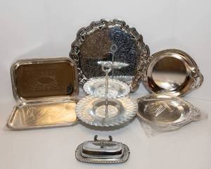 lot 180 image: Silver Toned Servingware