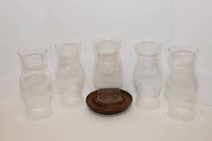 lot 181 image: Hurricane Glass Pillars