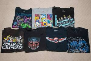 lot 188 image: Size Large Tshirts