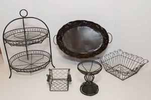 lot 194 image: Bronze Metal Baskets and Trays