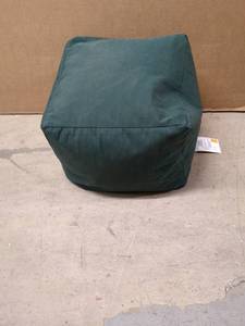 lot 55 image: Square Green Outdoor Patio Cushion