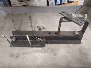 lot 178 image: Heavy-Duty Adjustable Metal Bracket with Bolts