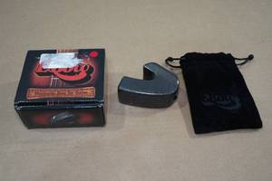 lot 20 image: Ebow Electric Bow for Guitar