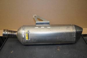 lot 26 image: Akrapovic M-HR064 Motorcycle Muffler