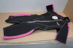 lot 109 image: Cressi Lido Womens 2mm Wetsuit -M3