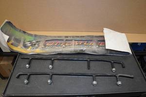 lot 147 image: Carbide Wear Rods