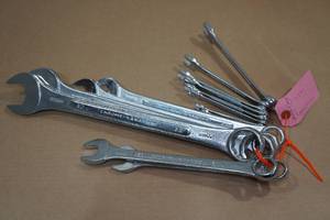lot 150 image: Metric Combination Wrenches - 6mm-32mm