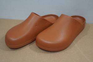 lot 188 image: Crocs Dylan Clog Adult Slides -Mens 10, Womens 12