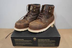 lot 213 image: Irish Setter Mens 6 Wingshooter ST Work Boots -Size 10