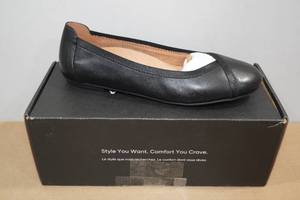 lot 216 image: Vionic Womens Caroll Flats -Size 10