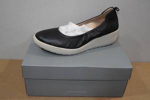 lot 219 image: Vionic Jacey Wedge Shoes -Size 10